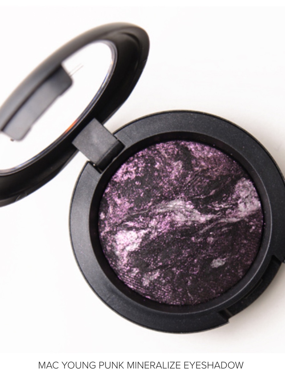 MAC Cosmetics Mineralize Eyeshadow in Young Punk - BNWOB & Limited Edition